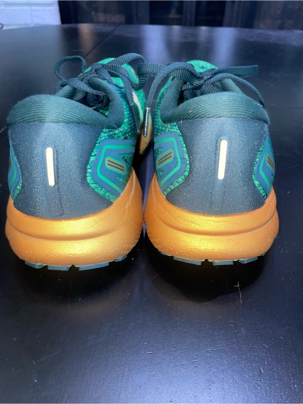 Womens Brooks Ghost 14 Run Lucky St.Patricks Day Green Running Shoes Sz 8 EUC - Picture 4 of 9